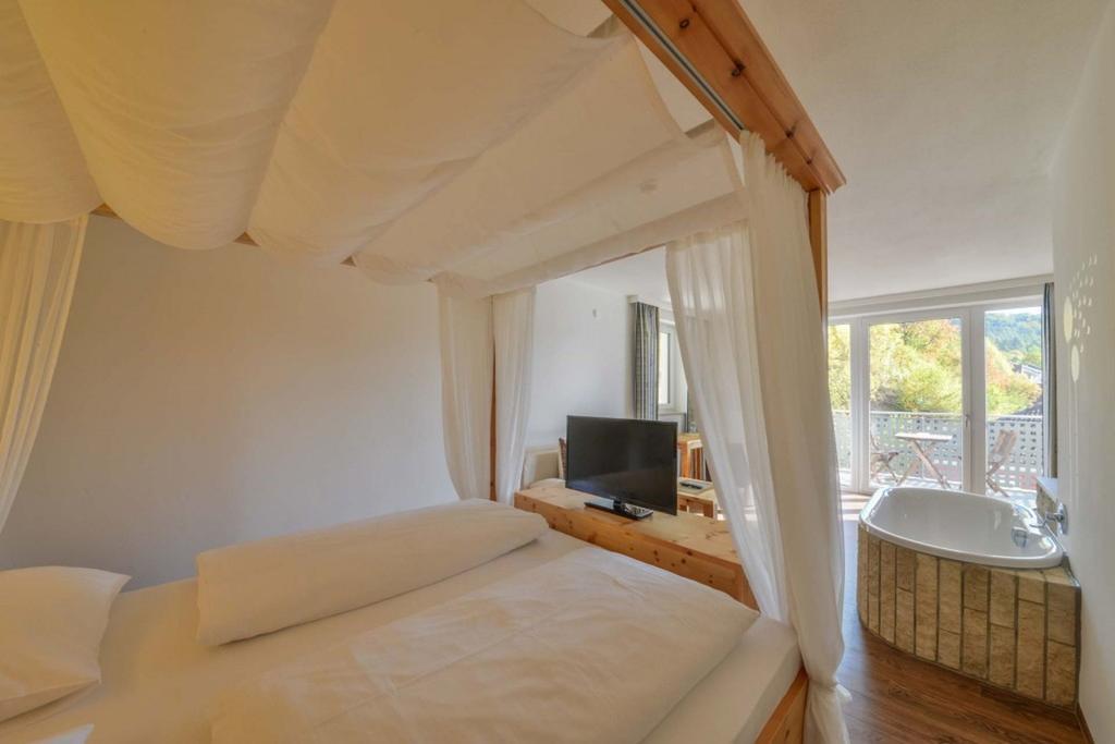 קינדינג Hotel Gasthof Heckl מראה חיצוני תמונה