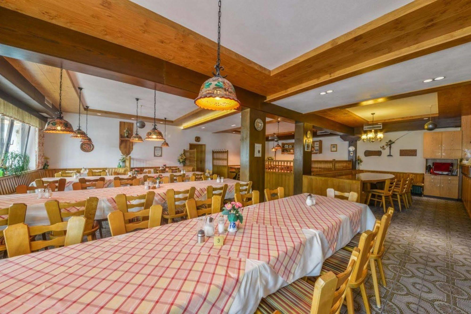 קינדינג Hotel Gasthof Heckl מראה חיצוני תמונה
